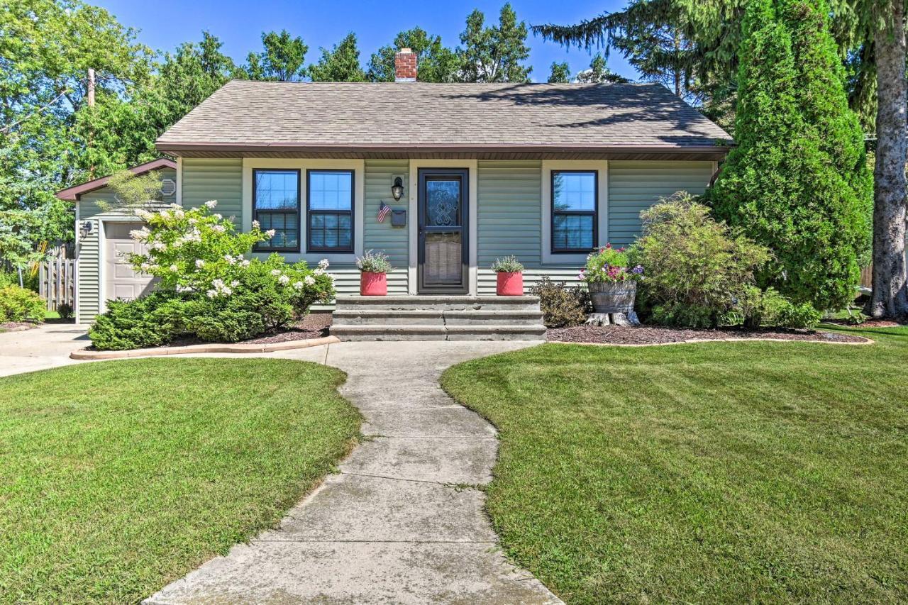 Modern Home With Backyard, 1 Mi To Dtwn Sturgeon Bay Luaran gambar